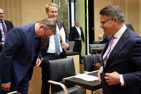 Boris Rhein (rechts) mit den Ministerpräsidenten Bodo Ramelow (links, Thüringen) und Daniel Günther (Schleswig-Holstein). Foto: dpa