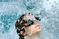 Wie gut kann das Kind schwimmen? Kennt es die Gefahren? Diese Fragen helfen dabei, herauszufinden, ob das Kind fit für seinen ersten Freibadbesuch ohne Eltern ist.