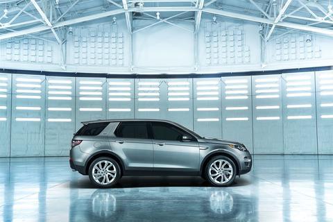 Zur Weltpremiere des neuen Discovery hat sich Land Rover einen - Achtung: Understatement - außergewöhnlichen Wettbewerb ausgedacht. Foto: Land Rover