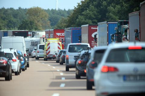 Rettungsgasse bilden