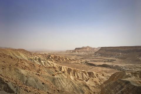 Die steinige Negev-Wüste im Herzen Israels. Foto: Liudmila Kilian