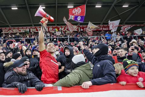 Bejubelter Power-Angreifer: Karim Onisiwo will auch am Freitagabend wieder mit den Mainzer Fans feiern.