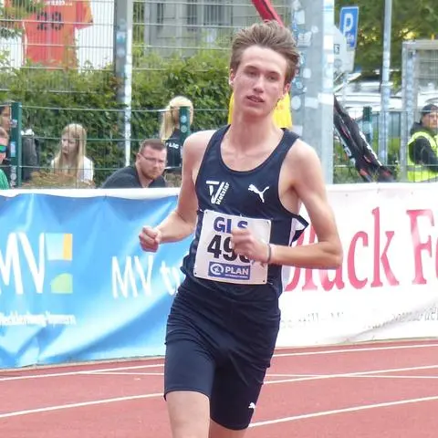 Stellt über 800 Meter einen neuen Kreisrekord auf: Tom Stöber vom TV Wetzlar.
