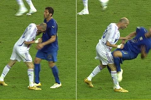 Zinedine Zidane (links) verliert die Beherrschung und verpasst Marco Materazzi einen Kopfstoß. Dafür sieht er die Rote Karte. Archivfotos: dpa