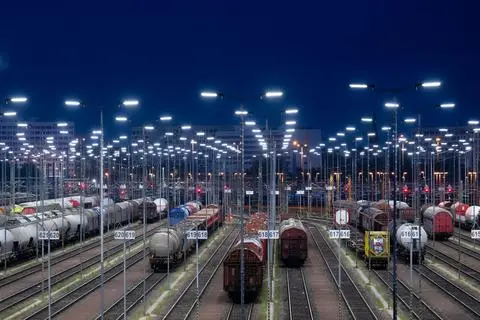 Die Bahn-Tochter DB Cargo muss finanziell bald auf eigenen Beinen stehen (Archivbild).