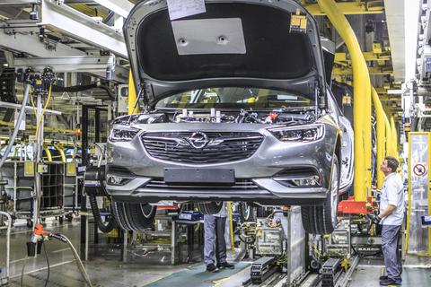 Neben dem Opel Insignia (Foto) wird 2021 auch der neue Astra in Rüsselsheim produziert – und das französische Modell DS4. Foto: dpa