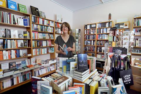 Judith Kautz in ihrem Bessunger Buchladen in der Heidelberger Straße 81b. Foto: Andreas Kelm